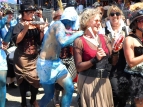 2015 Sevens day 2 - shakers and tams being monstered by smurfs - photo by Alan Shuker