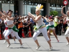 2014 Sevens parade - 5 dancers dancing - photo by Mark Mitchell, NZ Herald